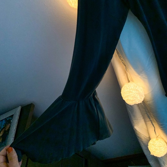 Off the shoulder bodysuit! - Picture 2 of 3